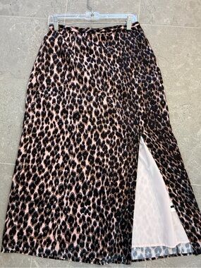 Leopard Print Midi Skirt with Side Slit